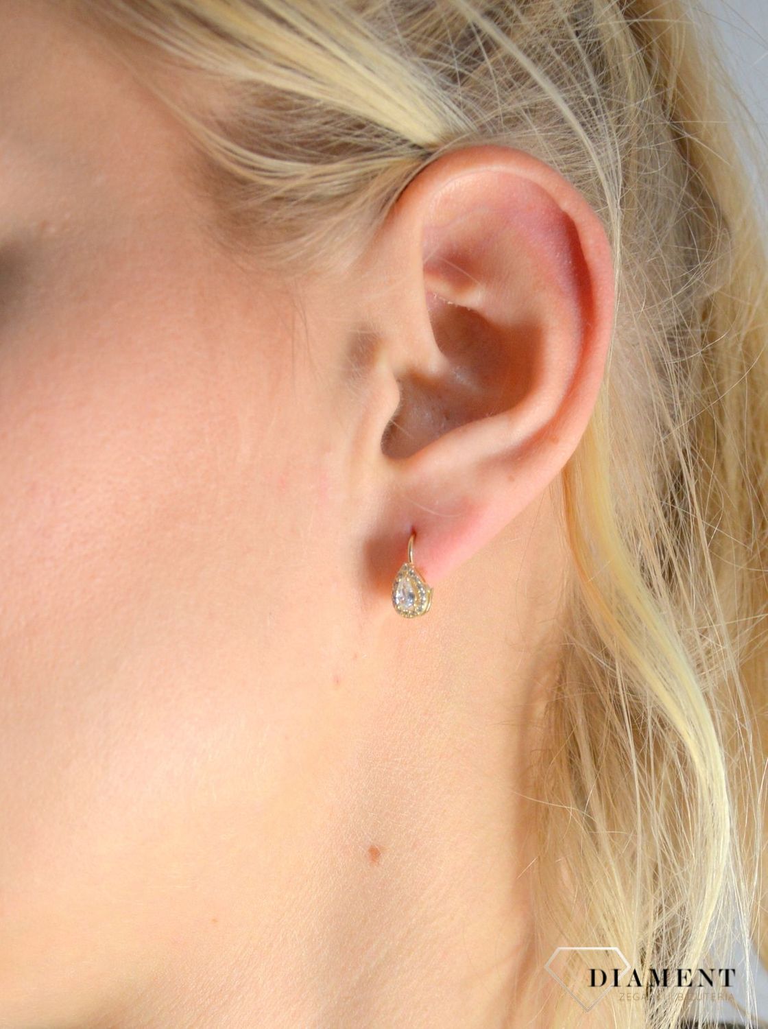 Złote kolczyki na angielskie zapięcie  ' Łza ' KL 8132.jpg